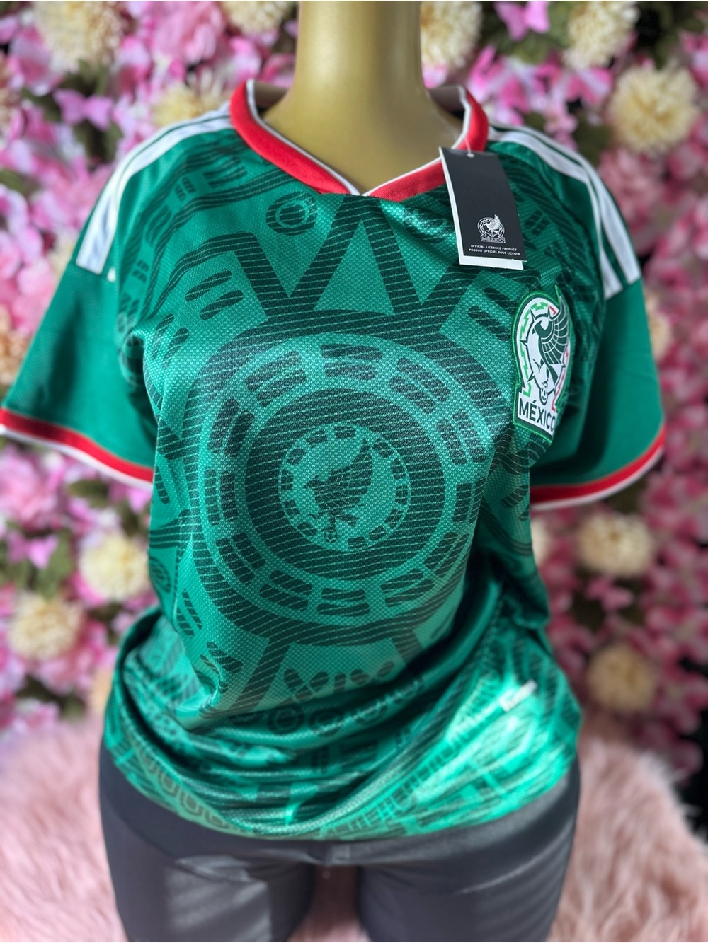 Mexico Green Graphic Soccer Jersey - Women's Top - Picture 6 of 12